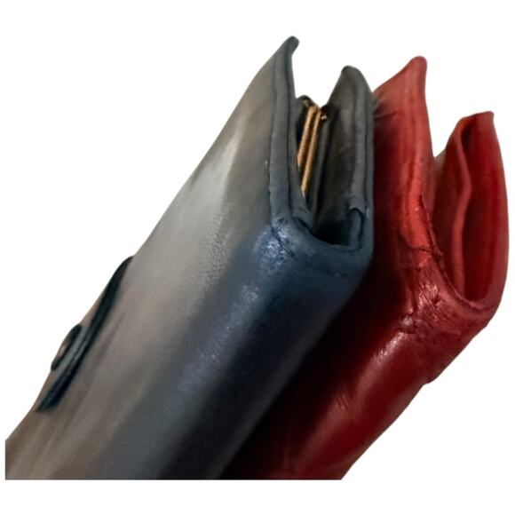 CHANEL Red and Black Vintage Wallet Bundle - Picture 14 of 16